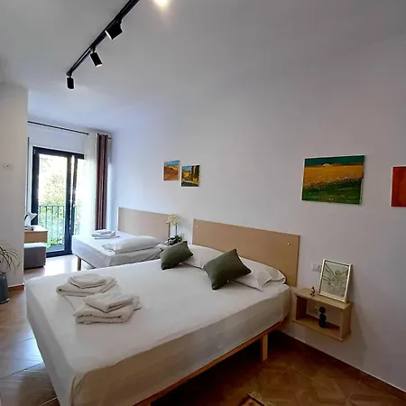 Mimoza's Apartment- In The Center Near The Pyramid Appartement *