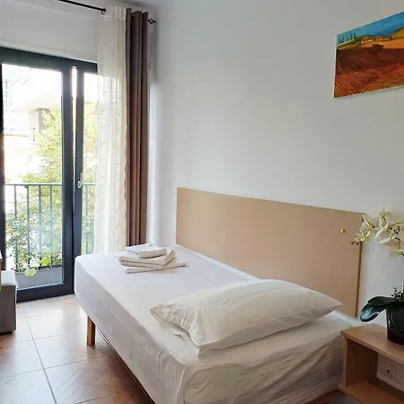 Mimoza's Apartment- In The Center Near The Pyramid *