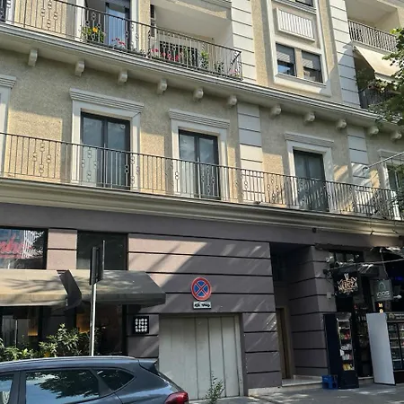 Mimoza's Apartment- In The Center Near The Pyramid *
